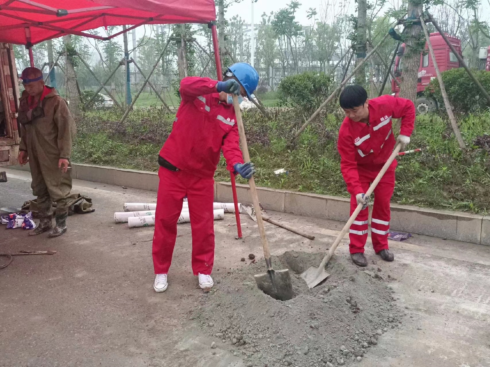 玉山管道疏通哪家好】及时进行市政管道清淤